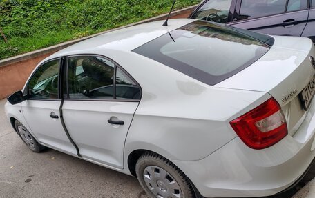 Skoda Rapid I, 2014 год, 895 000 рублей, 4 фотография