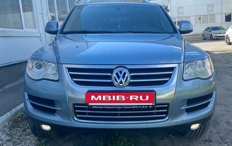 Volkswagen Touareg III, 2009 год, 1 500 000 рублей, 3 фотография