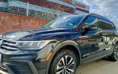 Volkswagen Tiguan II, 2022 год, 2 399 000 рублей, 16 фотография