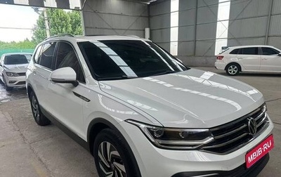 Volkswagen Tiguan II, 2022 год, 2 790 000 рублей, 1 фотография
