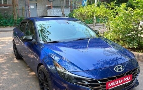 Hyundai Elantra, 2022 год, 2 150 000 рублей, 2 фотография