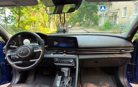 Hyundai Elantra, 2022 год, 2 150 000 рублей, 9 фотография