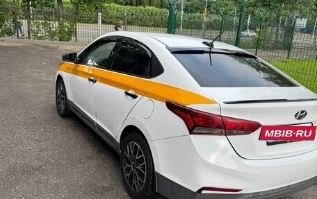 Hyundai Solaris II рестайлинг, 2017 год, 740 000 рублей, 5 фотография