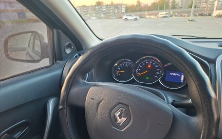 Renault Logan II, 2014 год, 573 800 рублей, 7 фотография
