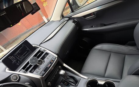 Lexus NX I, 2018 год, 3 650 000 рублей, 18 фотография