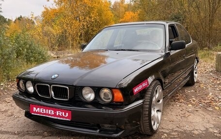 BMW 5 серия, 1992 год, 580 000 рублей, 2 фотография