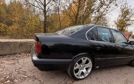 BMW 5 серия, 1992 год, 580 000 рублей, 6 фотография