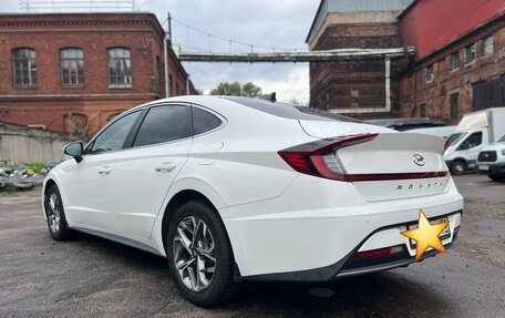 Hyundai Sonata VIII, 2021 год, 1 860 000 рублей, 3 фотография