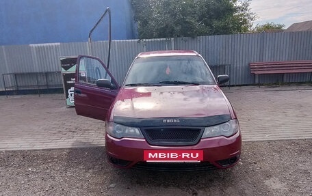 Daewoo Nexia I рестайлинг, 2011 год, 215 000 рублей, 3 фотография