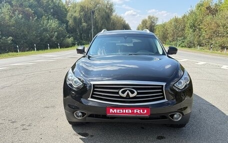 Infiniti FX II, 2012 год, 1 500 000 рублей, 1 фотография