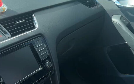 Skoda Octavia, 2016 год, 1 400 000 рублей, 15 фотография