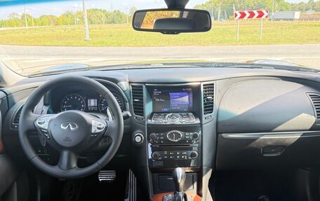 Infiniti FX II, 2012 год, 1 500 000 рублей, 2 фотография