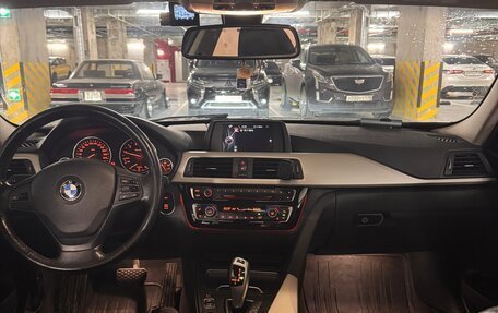 BMW 3 серия, 2015 год, 1 550 000 рублей, 19 фотография