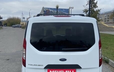 Ford Tourneo Connect II рестайлинг, 2018 год, 1 650 000 рублей, 4 фотография