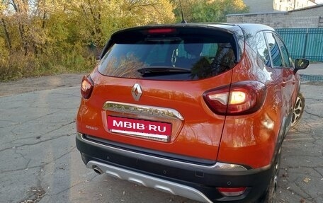 Renault Kaptur I рестайлинг, 2017 год, 1 250 000 рублей, 2 фотография