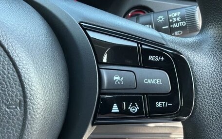 Honda Vezel, 2023 год, 1 590 000 рублей, 13 фотография