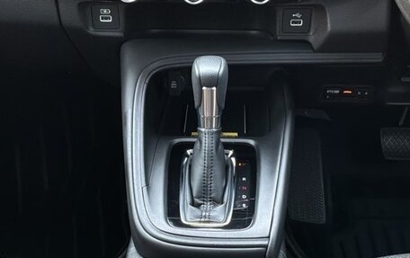 Honda Vezel, 2023 год, 1 590 000 рублей, 16 фотография