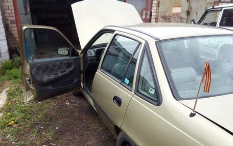 Daewoo Nexia I рестайлинг, 2005 год, 130 000 рублей, 5 фотография