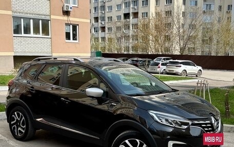 Renault Kaptur I рестайлинг, 2020 год, 1 650 000 рублей, 3 фотография