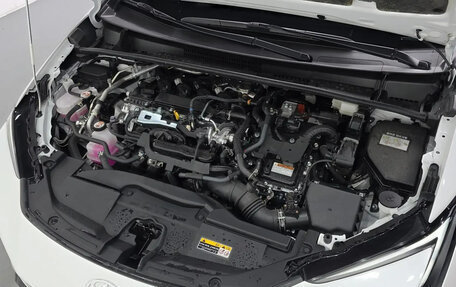 Toyota Prius IV XW50, 2026 год, 4 277 002 рублей, 12 фотография