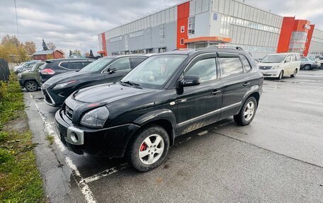 Hyundai Tucson III, 2008 год, 775 000 рублей, 2 фотография