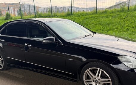 Mercedes-Benz E-Класс, 2010 год, 1 499 000 рублей, 3 фотография