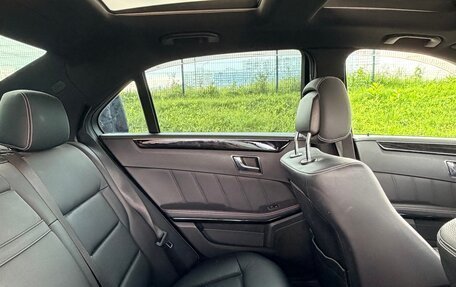 Mercedes-Benz E-Класс, 2010 год, 1 499 000 рублей, 11 фотография