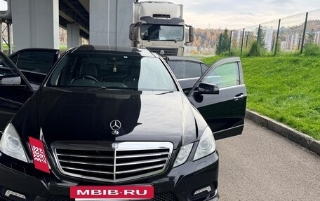 Mercedes-Benz E-Класс, 2010 год, 1 499 000 рублей, 9 фотография