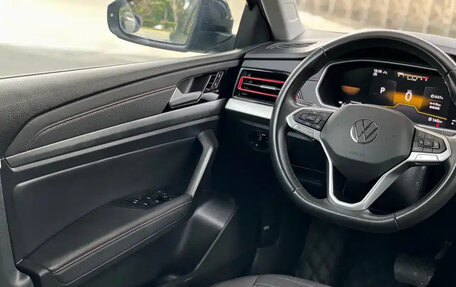 Volkswagen Lavida, 2023 год, 1 500 000 рублей, 14 фотография