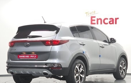 KIA Sportage IV рестайлинг, 2021 год, 1 660 000 рублей, 2 фотография