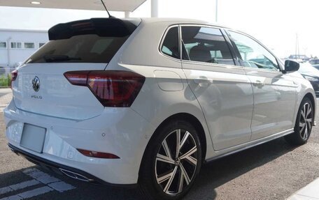 Volkswagen Polo VI (EU Market), 2023 год, 980 000 рублей, 7 фотография
