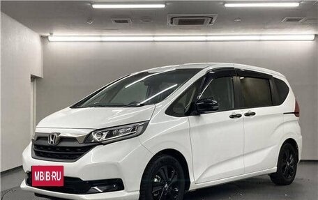 Honda Freed II, 2022 год, 1 300 000 рублей, 3 фотография