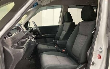Honda Freed II, 2022 год, 1 300 000 рублей, 22 фотография