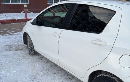Toyota Vitz, 2018 год, 750 000 рублей, 3 фотография