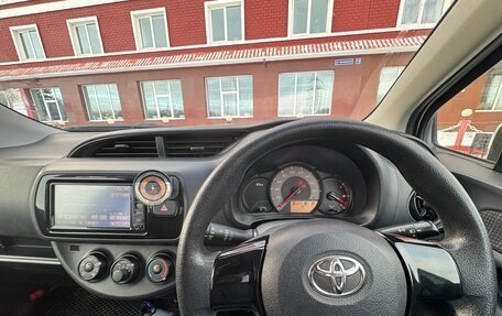Toyota Vitz, 2018 год, 750 000 рублей, 5 фотография