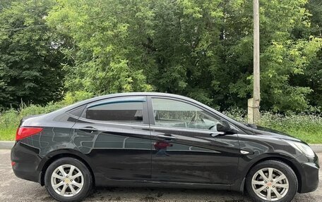 Hyundai Solaris II рестайлинг, 2013 год, 690 000 рублей, 10 фотография