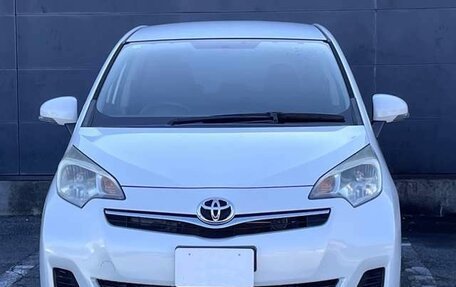 Toyota Ractis II, 2016 год, 770 000 рублей, 2 фотография