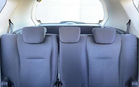 Toyota Ractis II, 2016 год, 770 000 рублей, 15 фотография
