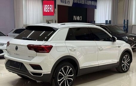 Volkswagen T-Roc I, 2022 год, 1 297 000 рублей, 4 фотография