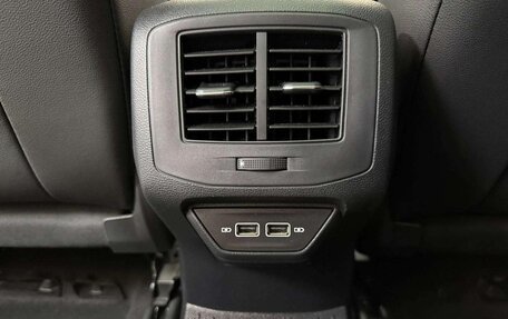 Volkswagen T-Roc I, 2022 год, 1 297 000 рублей, 16 фотография