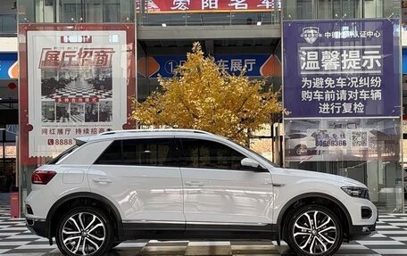 Volkswagen T-Roc I, 2022 год, 1 275 000 рублей, 4 фотография