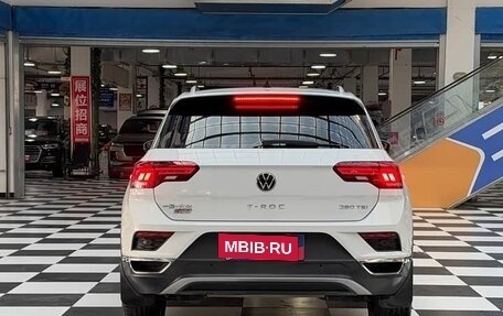 Volkswagen T-Roc I, 2022 год, 1 275 000 рублей, 5 фотография