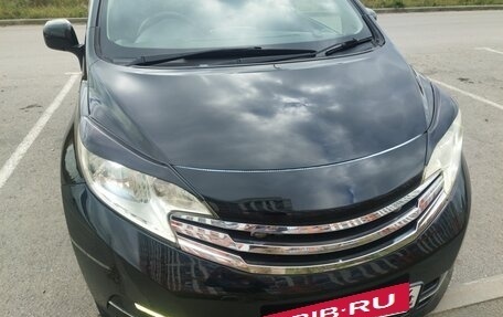 Nissan Note II рестайлинг, 2012 год, 805 000 рублей, 3 фотография