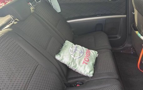 Toyota Corolla Verso I, 2008 год, 615 000 рублей, 18 фотография