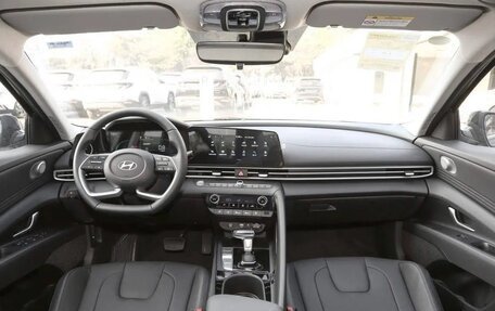 Hyundai Elantra, 2026 год, 2 160 000 рублей, 4 фотография