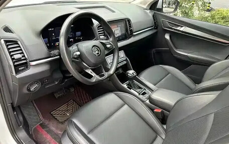 Skoda Karoq I, 2023 год, 1 710 000 рублей, 7 фотография