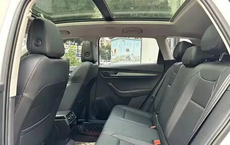 Skoda Karoq I, 2023 год, 1 710 000 рублей, 11 фотография