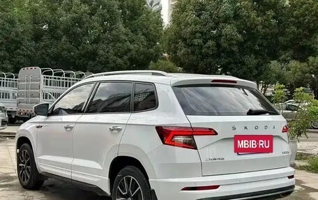 Skoda Karoq I, 2023 год, 1 710 000 рублей, 4 фотография