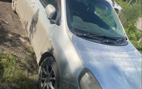 Nissan Wingroad III, 2007 год, 240 000 рублей, 2 фотография