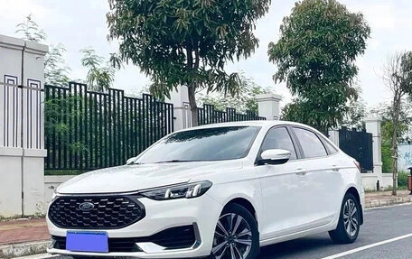 Ford Escort, 2023 год, 940 007 рублей, 1 фотография